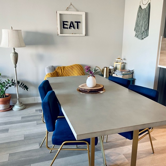 Antique Farm House Window painted “EAT” - Picture 5 of 5